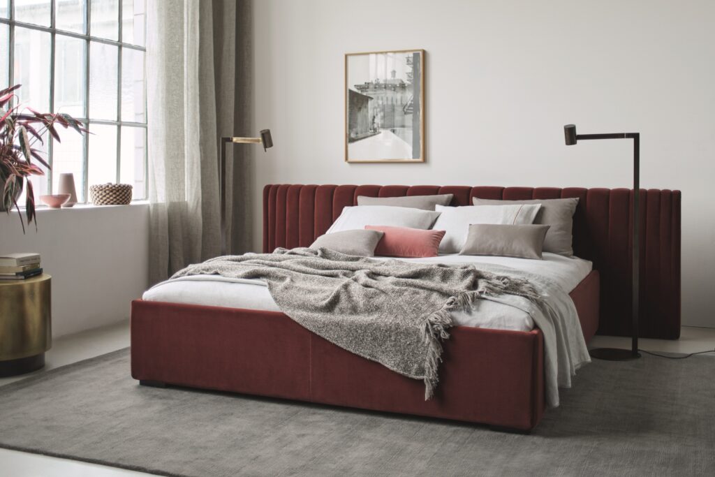 Luiz Polsterbettkollektion in diversen Stoffausführungen